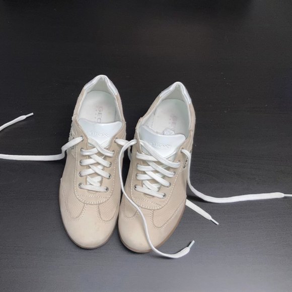 Geox Respira Suede Beige Sneakers Size 36 - Picture 8 of 11